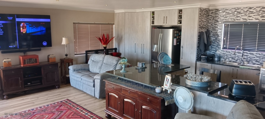 3 Bedroom Property for Sale in Menkenkop Western Cape